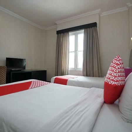 Capital O 1128 Hotel Imara Palembang Ngoại thất bức ảnh