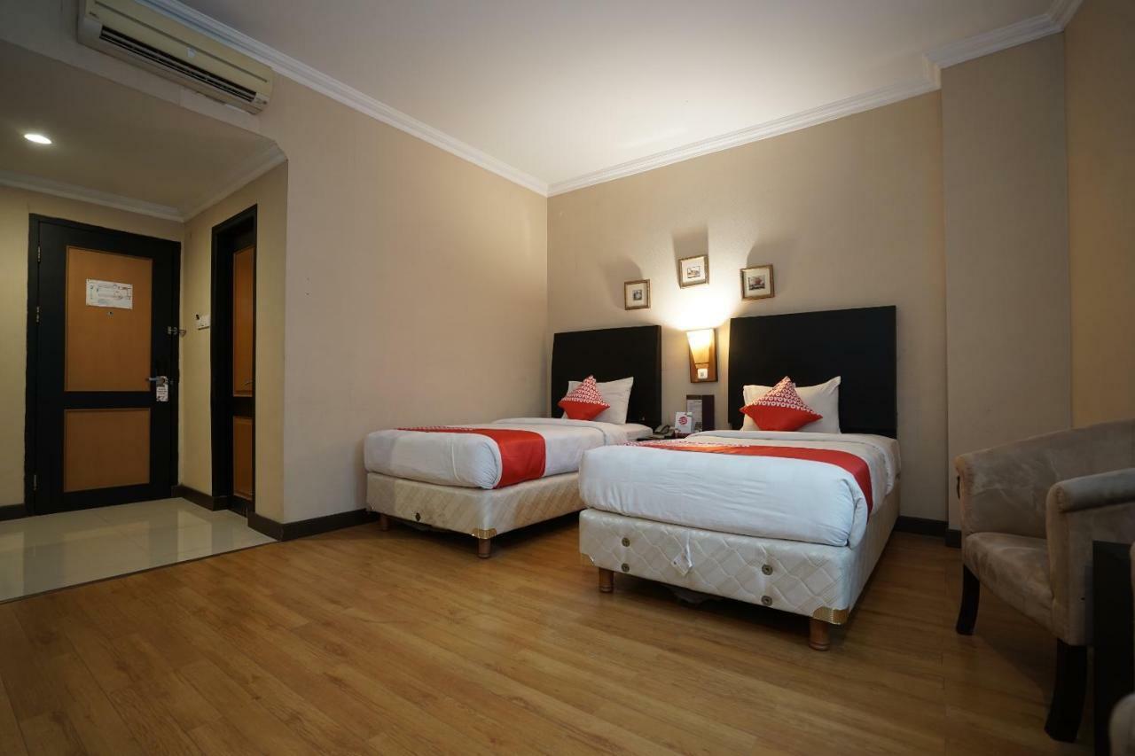 Capital O 1128 Hotel Imara Palembang Ngoại thất bức ảnh