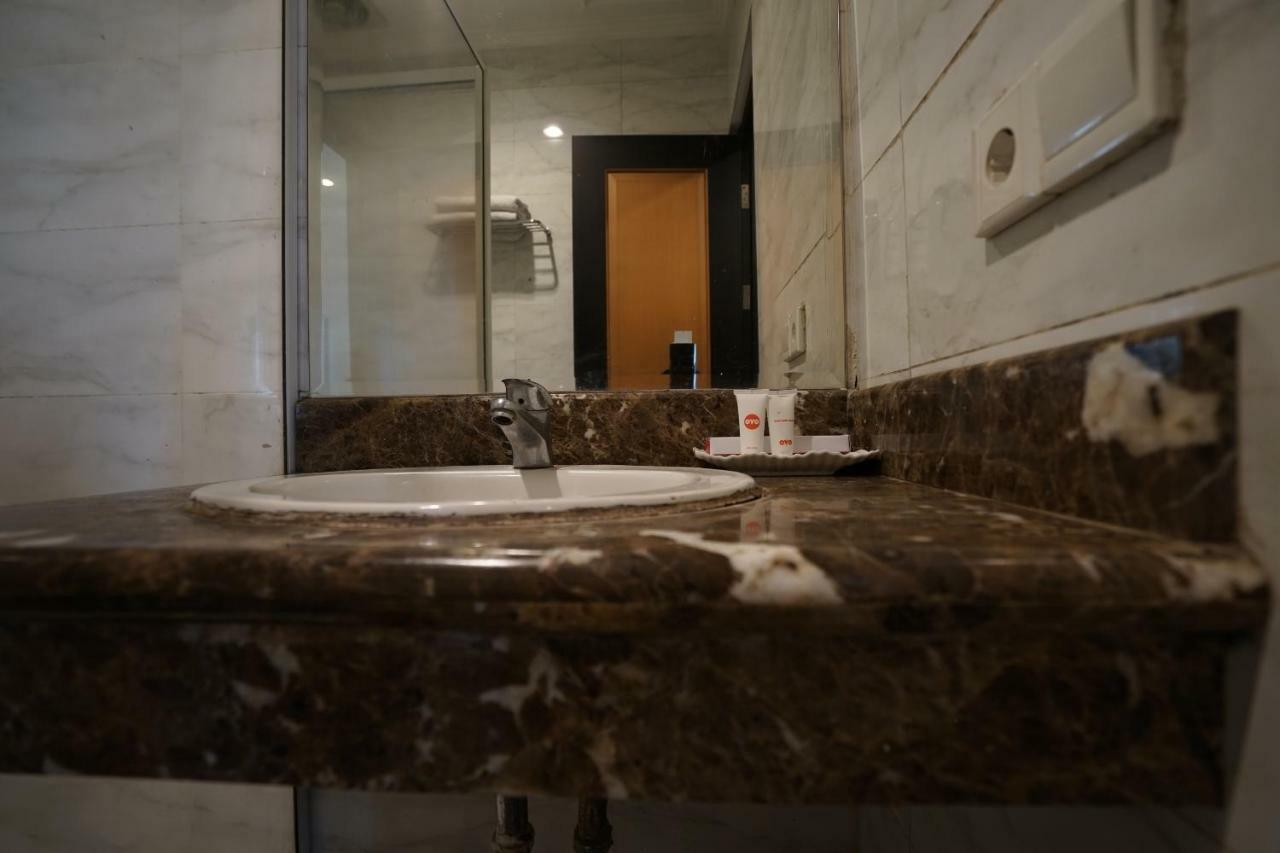 Capital O 1128 Hotel Imara Palembang Ngoại thất bức ảnh