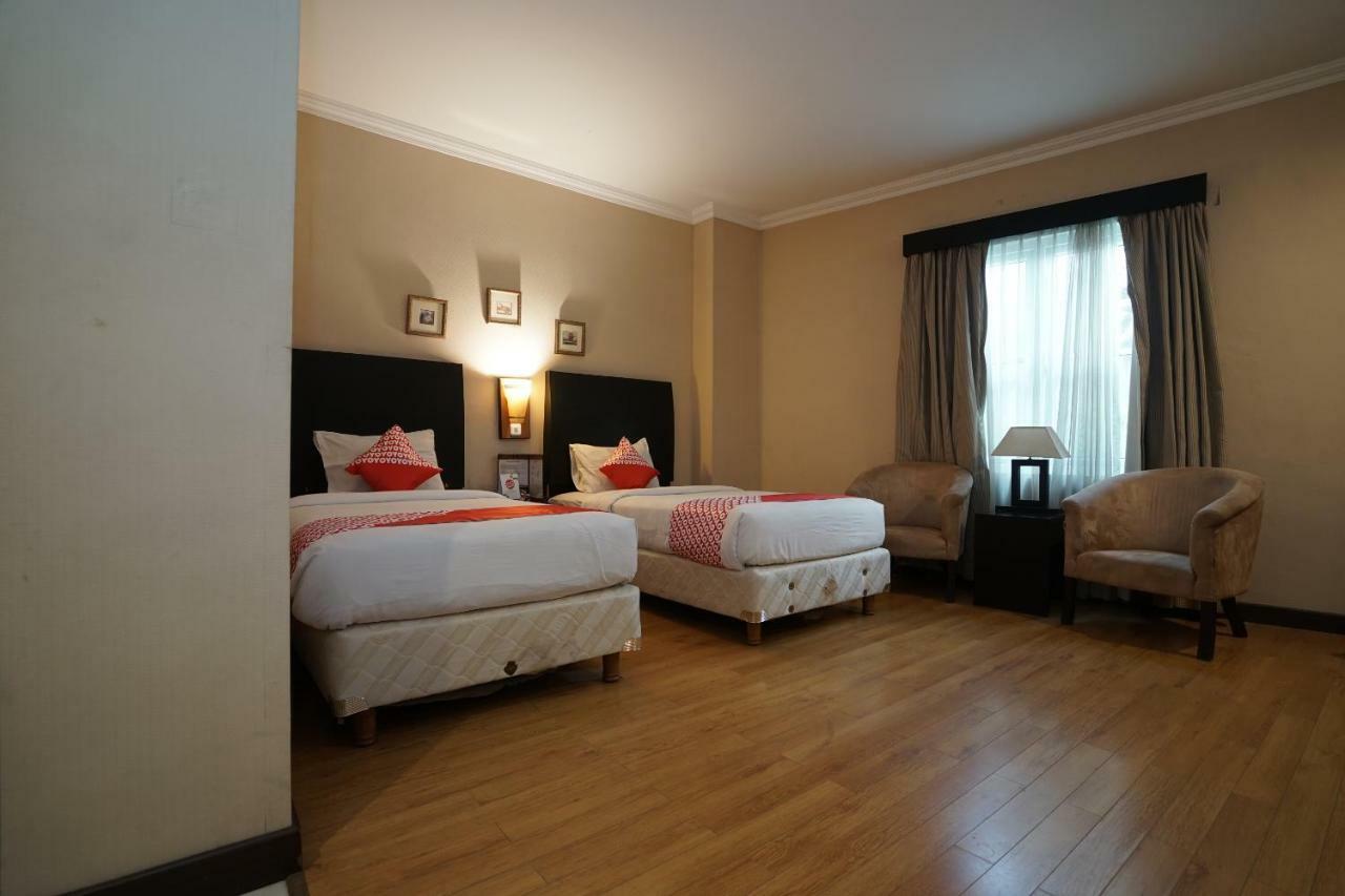 Capital O 1128 Hotel Imara Palembang Ngoại thất bức ảnh