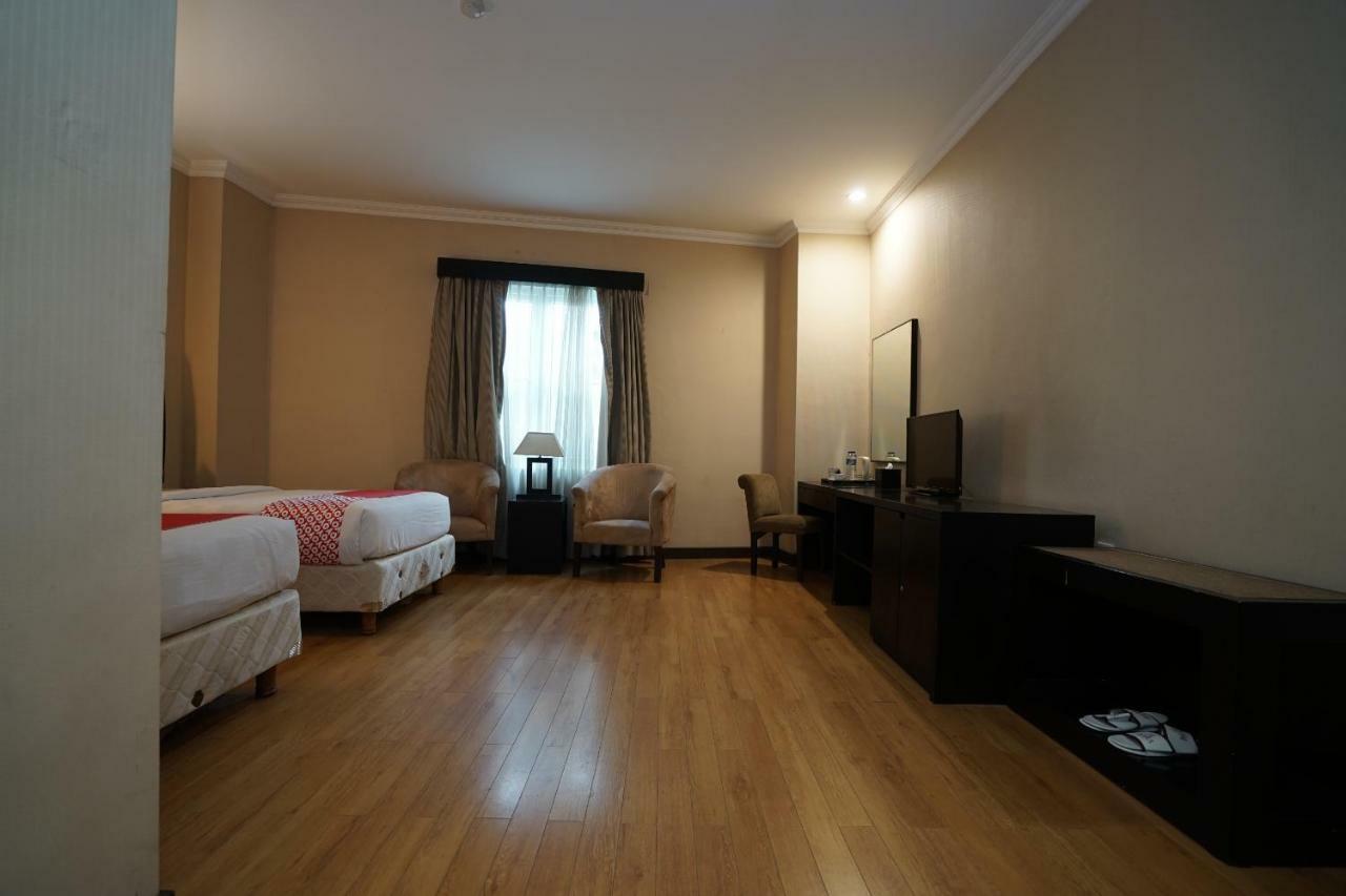 Capital O 1128 Hotel Imara Palembang Ngoại thất bức ảnh